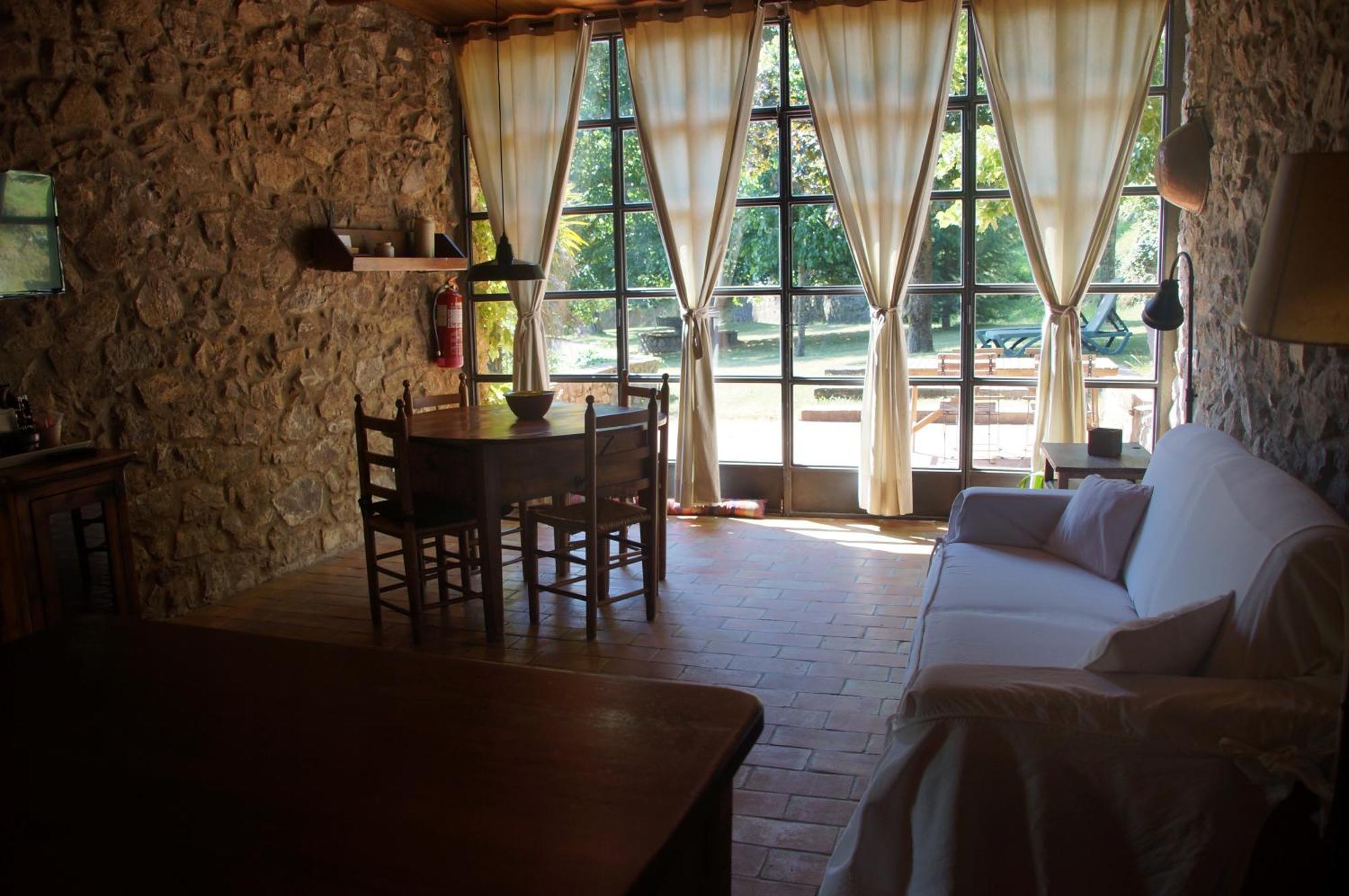 Mas Roquet Guest House Maçanet de Cabrenys Eksteriør bilde