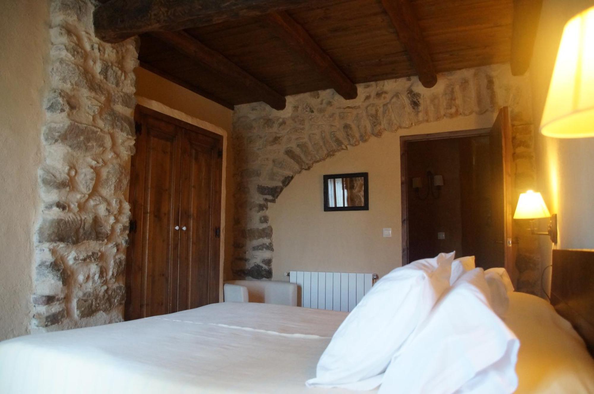 Mas Roquet Guest House Maçanet de Cabrenys Eksteriør bilde