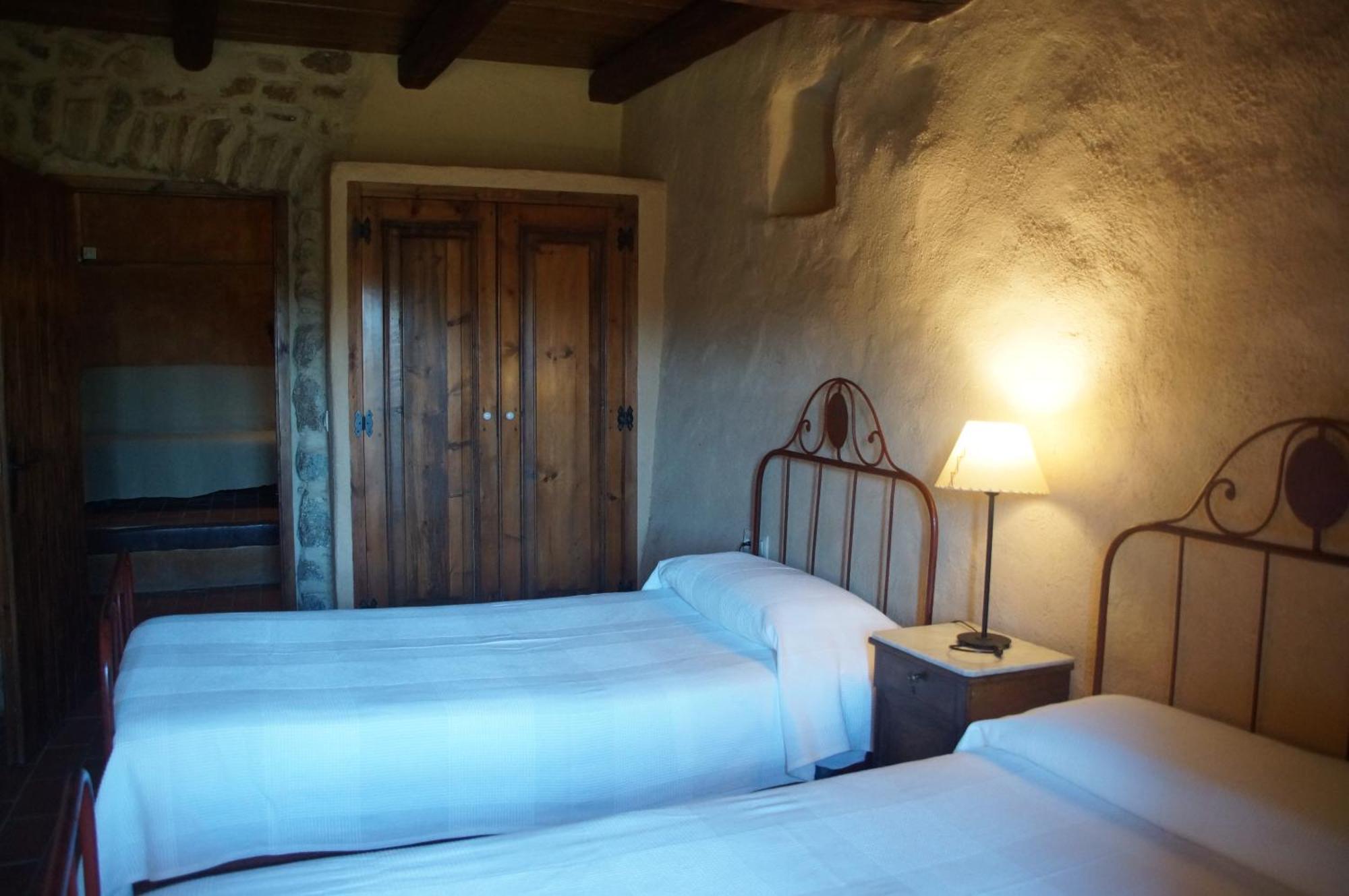 Mas Roquet Guest House Maçanet de Cabrenys Eksteriør bilde